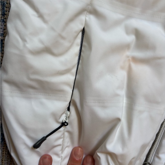 White Ski Jacket - Picture 6 of 13